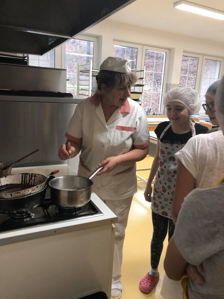 Jako učit dítě jezdit na kole bez toho, že ho na něj posadíte, komentují distanční výuku učiliště