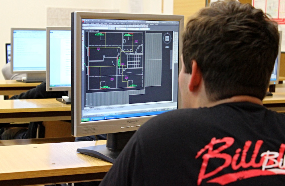 Přemýšlíš kam na střední či učiliště, nebo si chceš jen dodělat maturitu? Polytechnická v Českých Budějovicích je dobrá volba