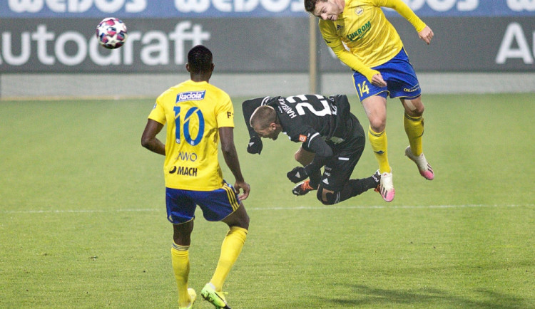 Profesionální sport by se už v ČR kvůli covidu neměl zastavovat