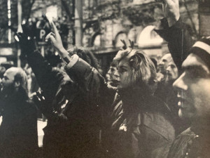 Nikdo nevěděl, jak to bude dál, říká účastník a autor fotek z listopadu 1989.