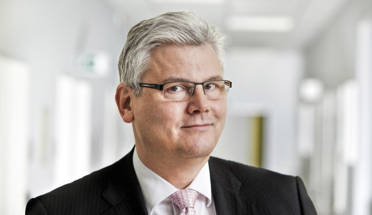 Ředitel motolské nemocnice Ludvík má covid-19