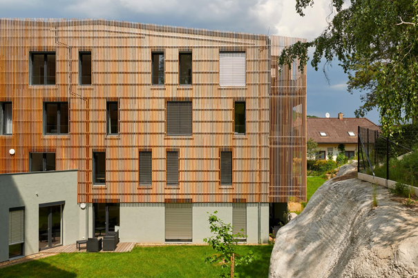 Od myšlenky k patentu… Lišovská společnost SM produkt nabízí termoizolační boxy pro žaluzie a rolety