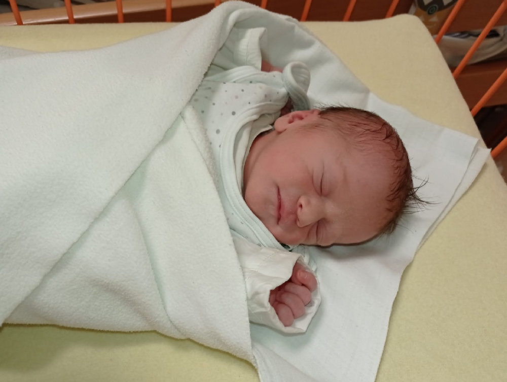 Prvním miminkem na jihu Čech je holčička Inna. Na svět přišla necelou hodinu po půlnoci