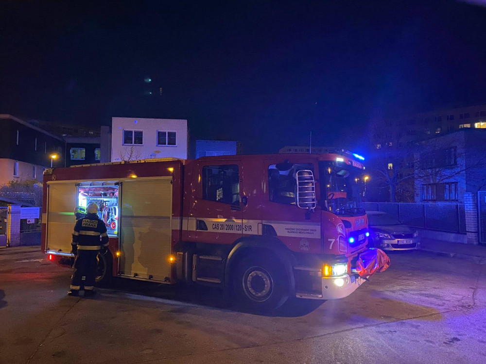 FOTO: Pražští hasiči zažili nejklidnější silvestr za posledních deset let. Václavák zel prázdnotou