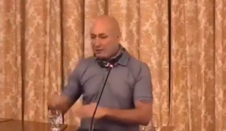 Landa kritizoval ve Sněmovně postup vlády za koronavirové krize