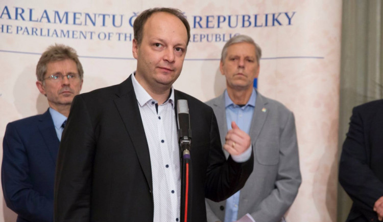 Václav Láska o poštvávání lidí „mocnými“, V4 i korupci za Babiše: V Evropě nevídané.