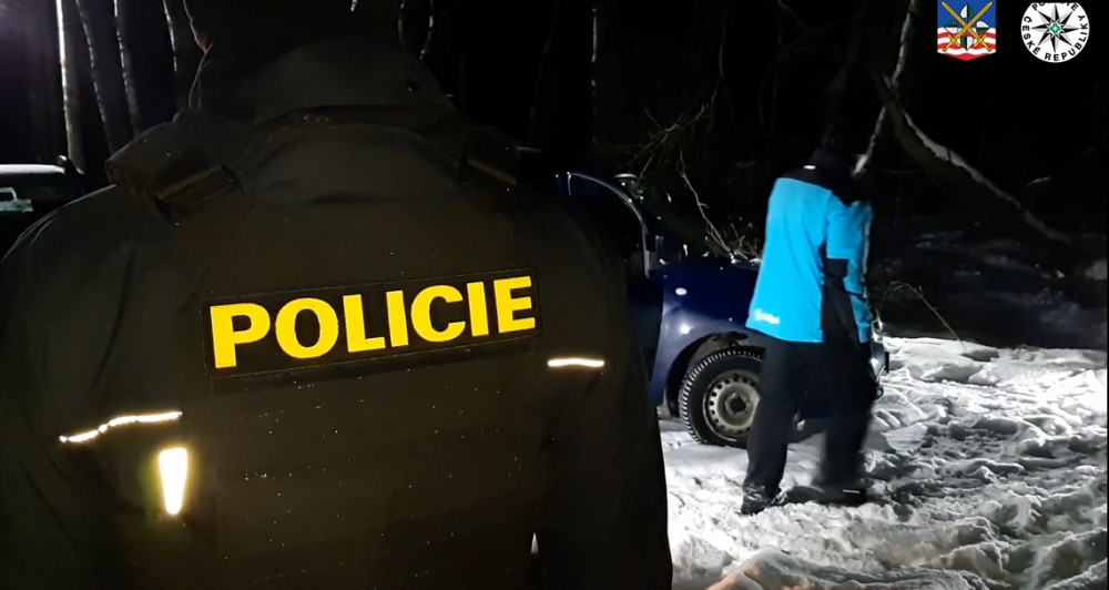 Dvojnásobná vražda i vážné pobodání, kriminalisté v kraji mají napilno