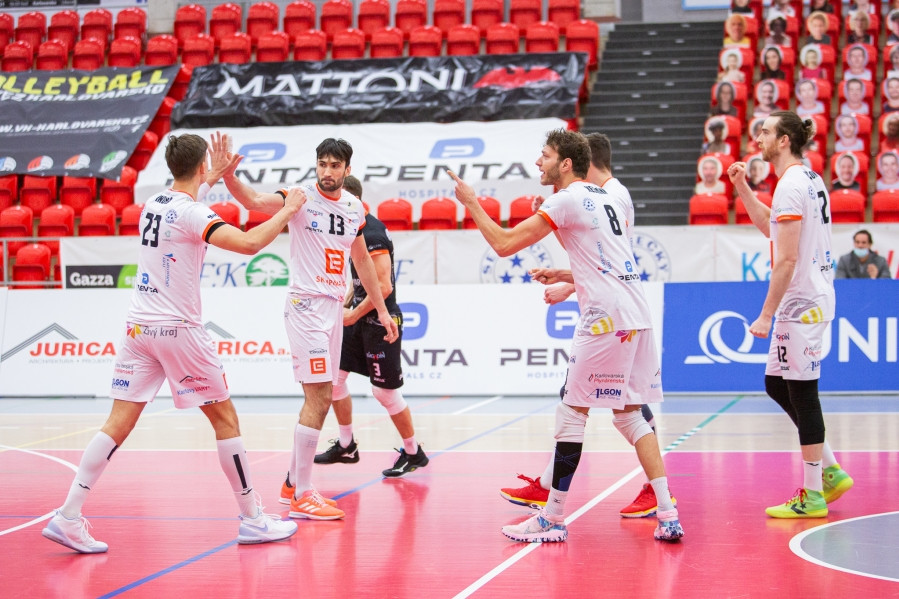 Karlovarští volejbalisté opět vévodí extraligové tabulce