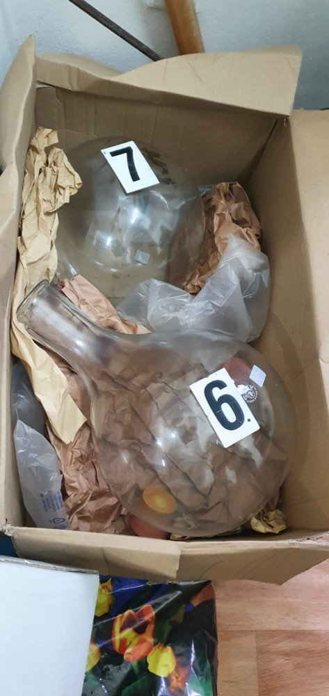 Při vaření pervitinu v bytě došlo k výbuchu. Popáleného vařiče zadrželi kriminalisté