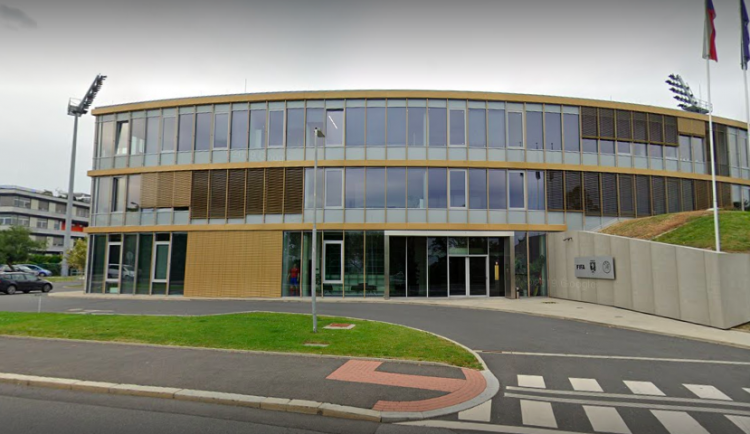 V sídle Fotbalové asociace ČR opět zasahuje policie.