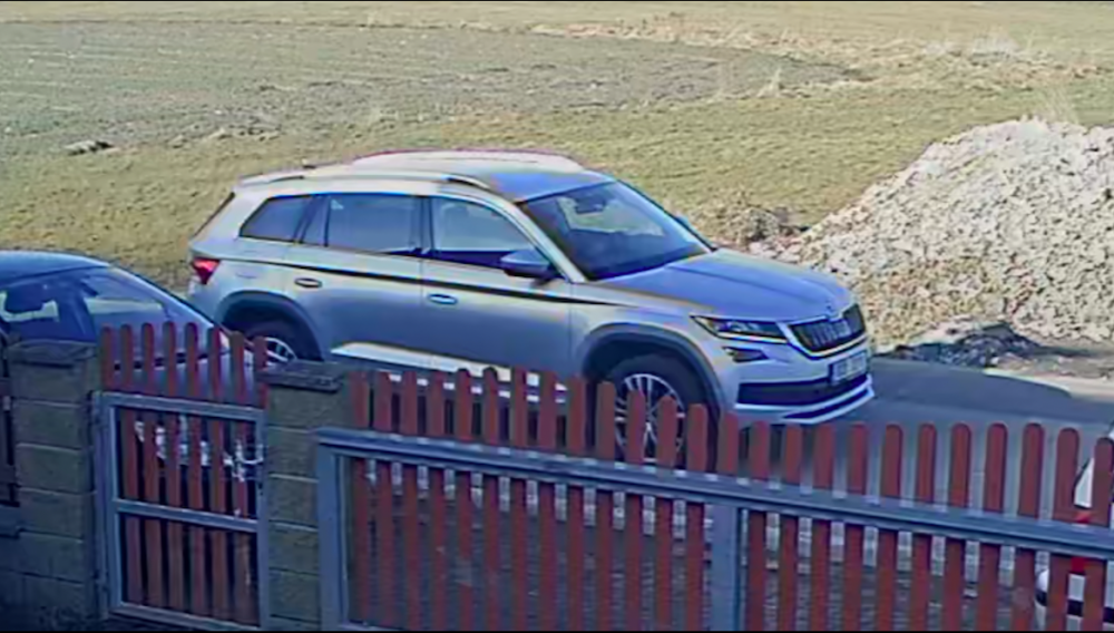 Policie hledá svědky víkendové tragické nehody, při níž zemřeli dva cyklisté