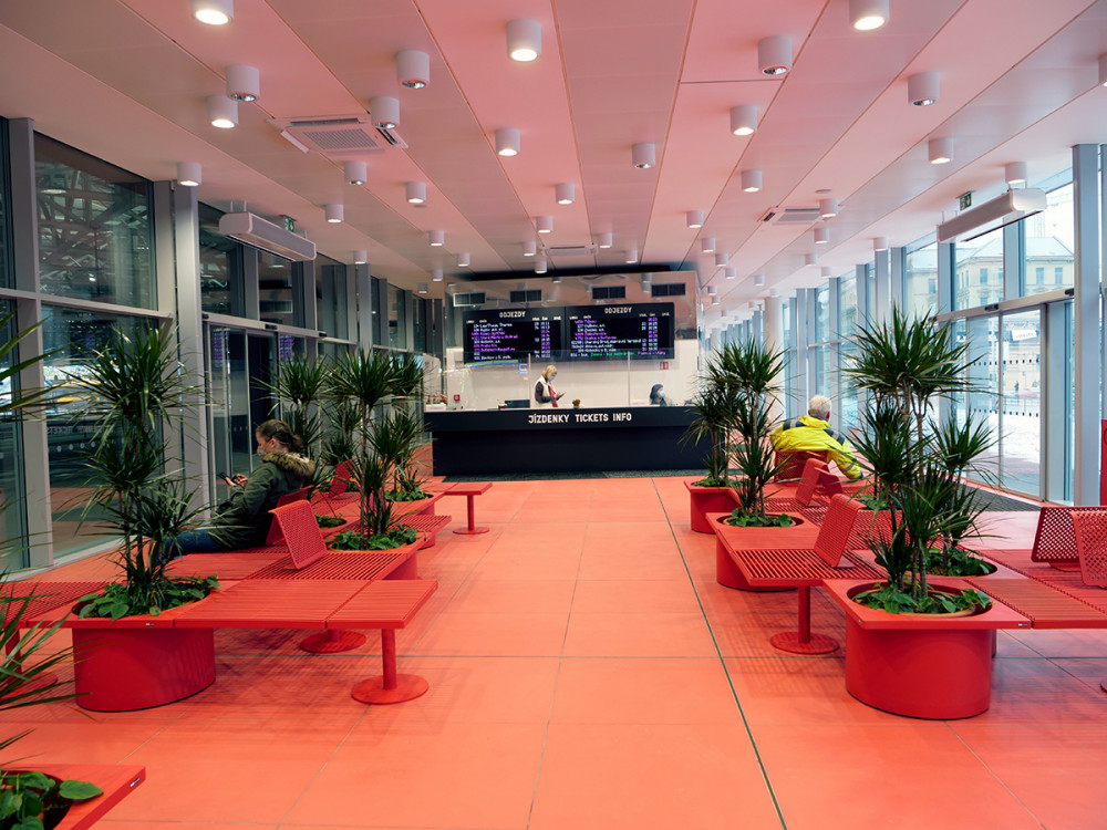 B1BC343F-BD1B-44E4-8AE7-A0687D7D9BC4