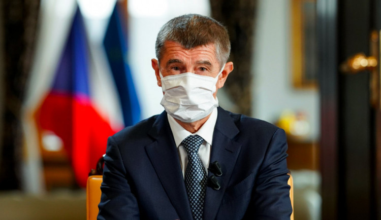 Babiš: Česko bude dál očkovat vakcínou AstraZeneca