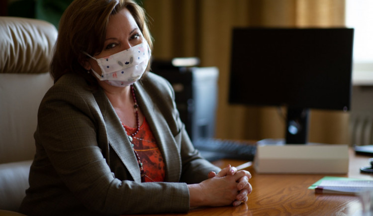 Schillerová: Testování asi bude i u firem do 10 lidí a živnostníků
