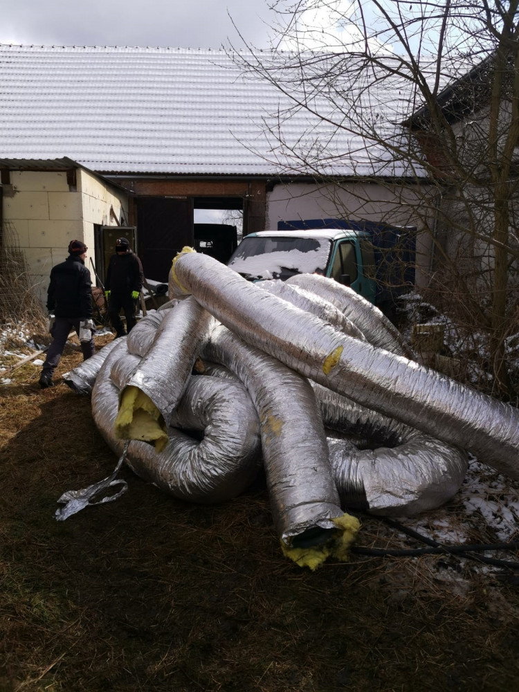 Odhalena další pěstírna konopí. Kriminalisté našli více než šest set rostlin