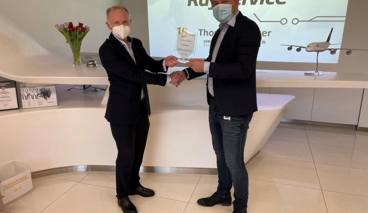 Ray Service a GDELS oslavují patnáct let spolupráce