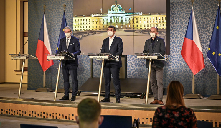 Blatný: Soudem zrušené opatření o testu před návratem do Česka má lékařský důvod