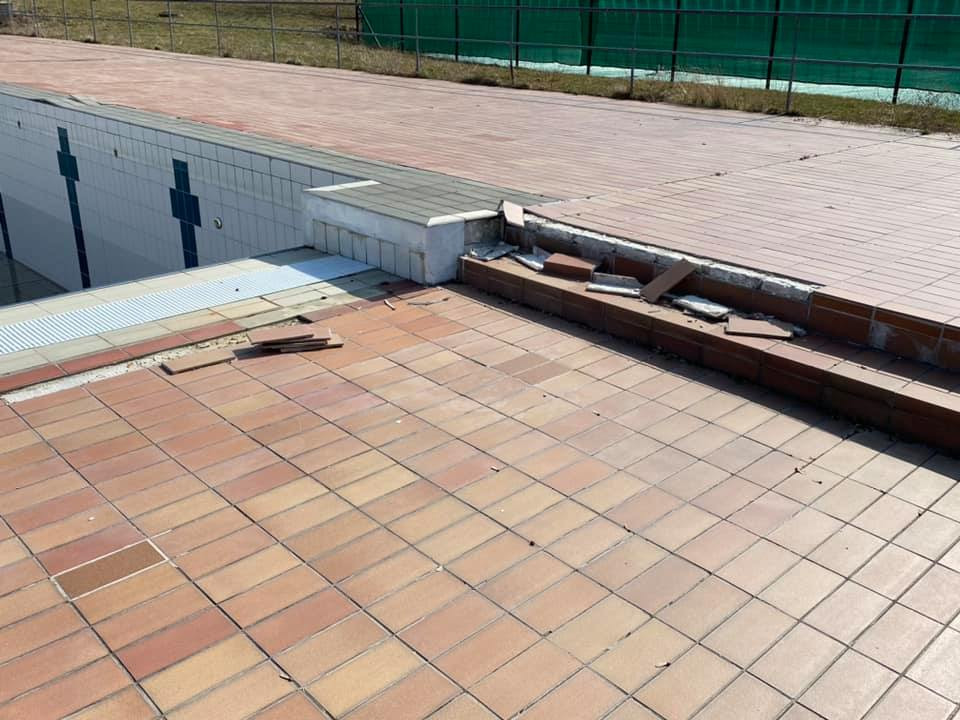 Oblíbené koupaliště čeká nákladná rekonstrukce, letos se ale ještě bude plavat ve starém bazénu