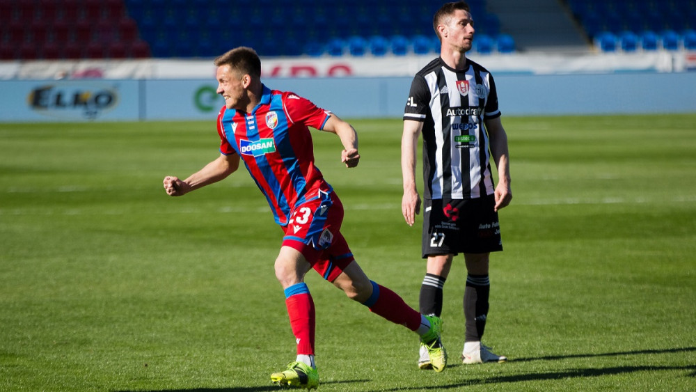 Jsem rád, že to tam konečně spadlo, přiznal po zápase s Budějovicemi Lukáš Kalvach