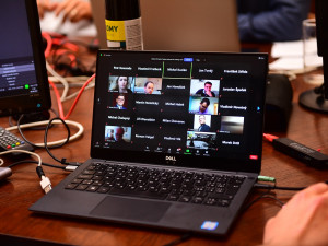 Sjezd ČSSD bude po volebním pátku dnes pokračovat hlavně programovou debatou