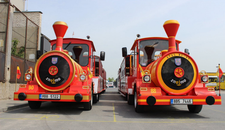 Do ulic Znojma vyjede vláček, láká na okružní vyhlídky