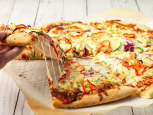 Co za nejlepší sýry si můžete vychutnat na pizze?