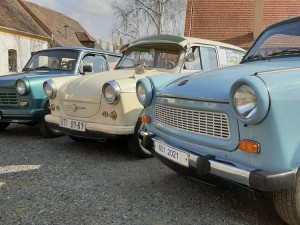 Výroba legendárního vozu skončila přesně před 30 lety, své fanoušky má Trabant dodnes