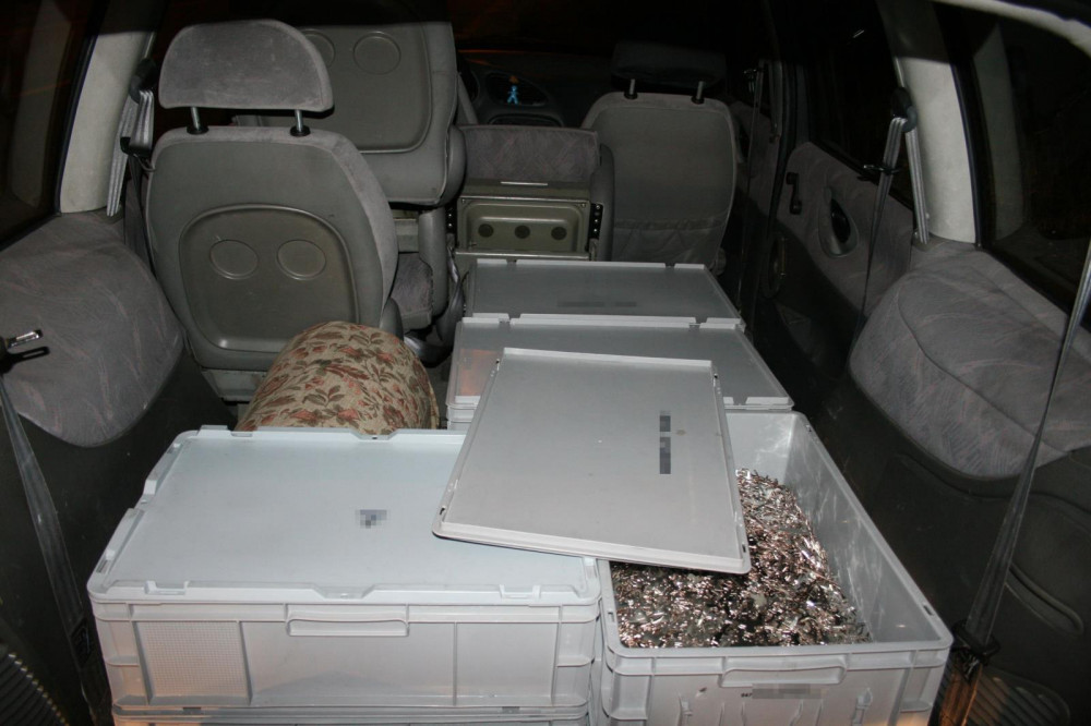 Za krádež železa až na pět let do vězení. Dvojice nakradla deset tun měděného odpadu