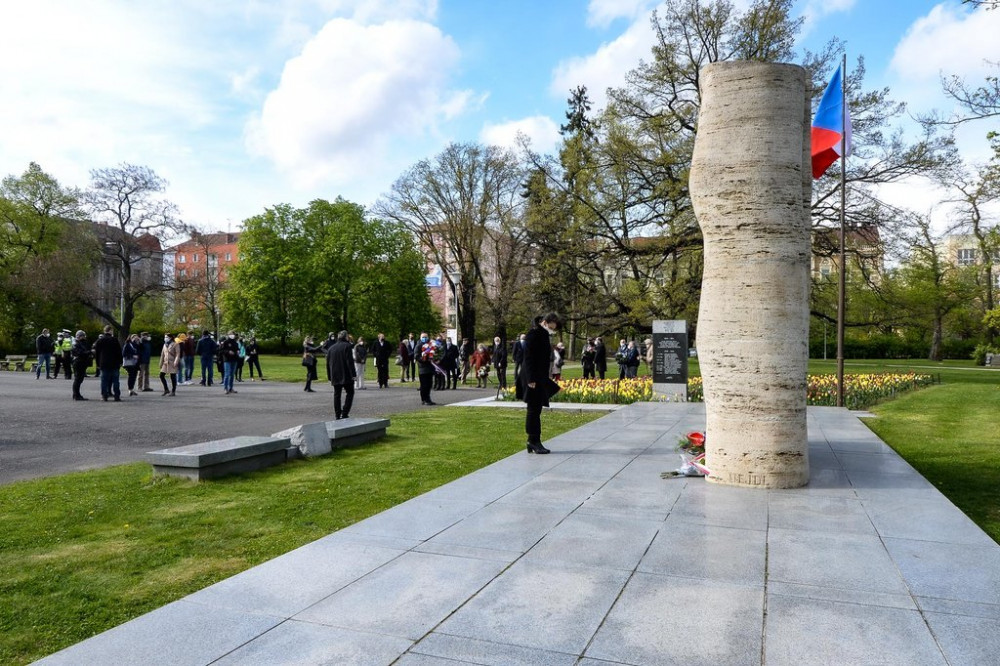 V předvečer zahájení Slavností svobody uctila Plzeň památku obětí válek