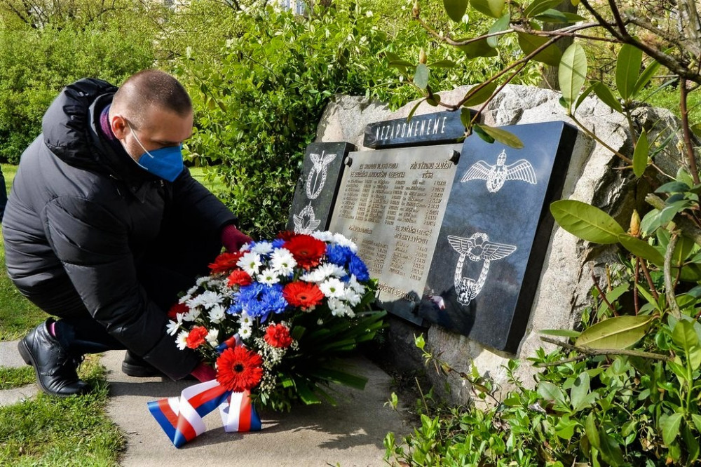 V předvečer zahájení Slavností svobody uctila Plzeň památku obětí válek