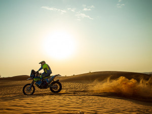 Před rokem bojoval o život, letos vyrovnal český rekord na Dakaru. Život chci žít a ne jen prožít, říká Michek