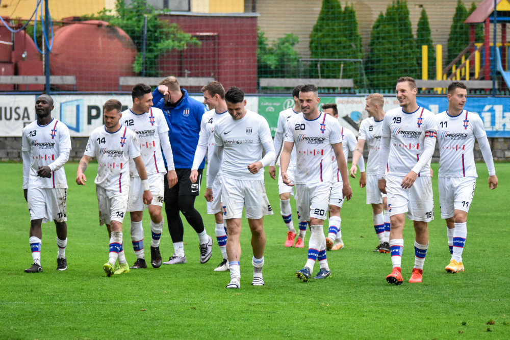 Radost fotbalistů Líšně po utkání s Ústím nad Labem