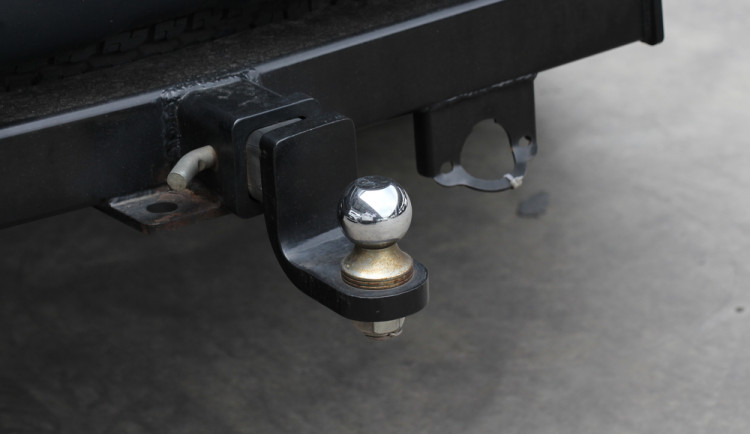 Copyright (c) 2017 Sista Vongjintanaruks/Shutterstock.  No use without permission.