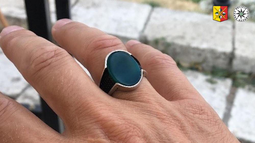 Kriminalisté pracují na objasnění vraždy. Rodina zavražděného vypsala odměnu milion korun