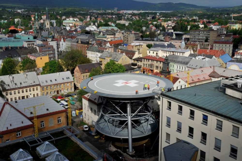 size4-16221832325641-103-knl-koupila-pristroj-na-urceni-mutace-covidu-nebyla-ale-zarazena-mezi-vybrana-pracoviste