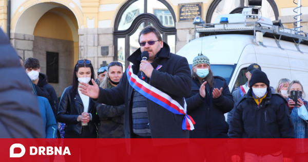 Lubomir Volny Prisel O Facebookovou Stranku Ted Se Chce Presunout Na Telegram Spolecnost Zpravy Drbna Cz
