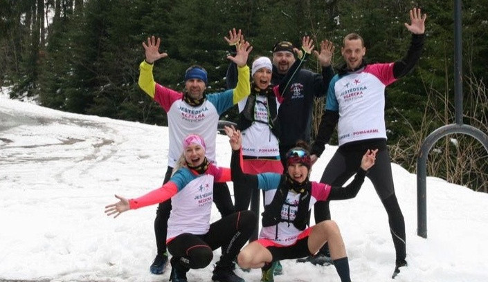 Zdolali Ještěd, teď se chystají na Sněžku. Běžecká partička připravuje další výzvu