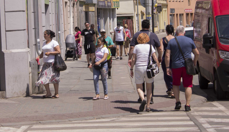 Romové vnímají Čechy pozitivně, ale málo se s nimi setkávají, zjistili odborníci z Brna