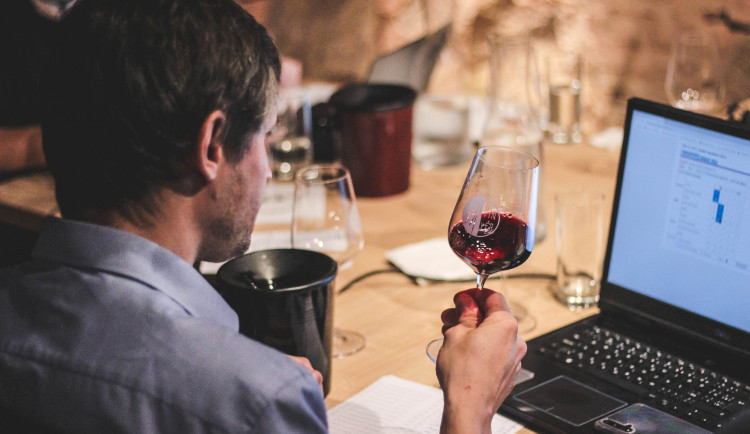 V Brně se volilo TOP 77 vín, odborníci hodnotili přes 800 vzorků