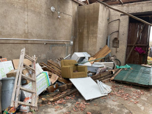 Jak pomoci postiženým katastrofou? Sbírkou, oblečením i lístky na koncert