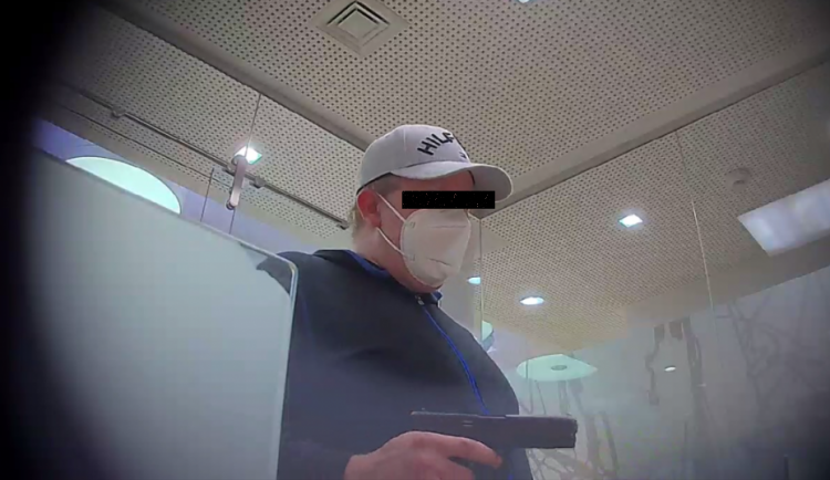 Lupič z rakouské banky je Jihomoravan. S identifikací pomohla veřejnost