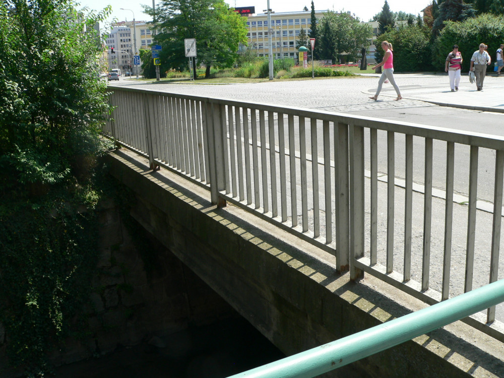 Most v centru čeká uzavírka. Město ho za více než čtyři miliony opraví