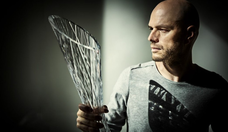 Letošní trofej na Tour de France opět pochází z rukou českých sklářů