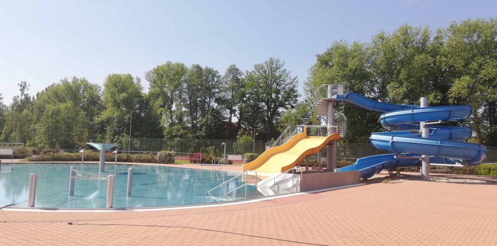Koupaliště v Meziměstí možná zavře, návštěvníky odrazují protikoronavirová opatření