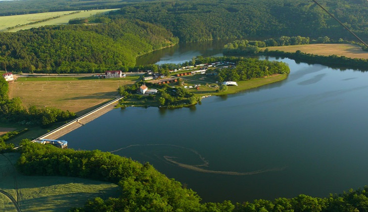 Ve Výrovicích je podle hygieniků voda nevhodná ke koupání