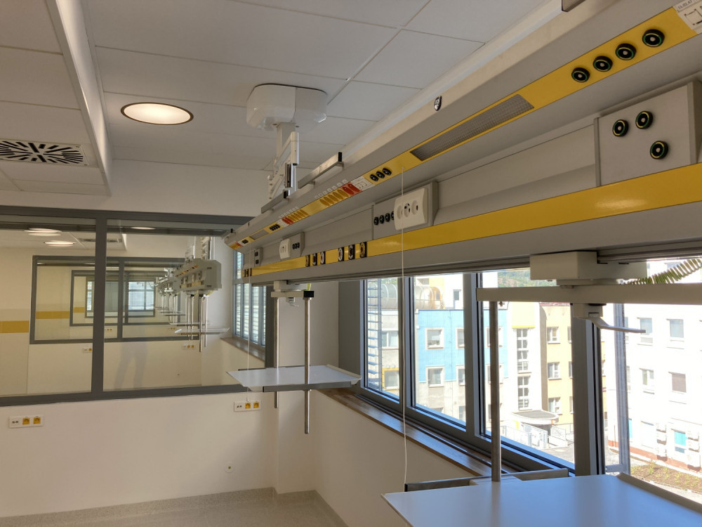 Náchodská nemocnice se probojovala mezi top 33 staveb v soutěži Stavba roku 2021