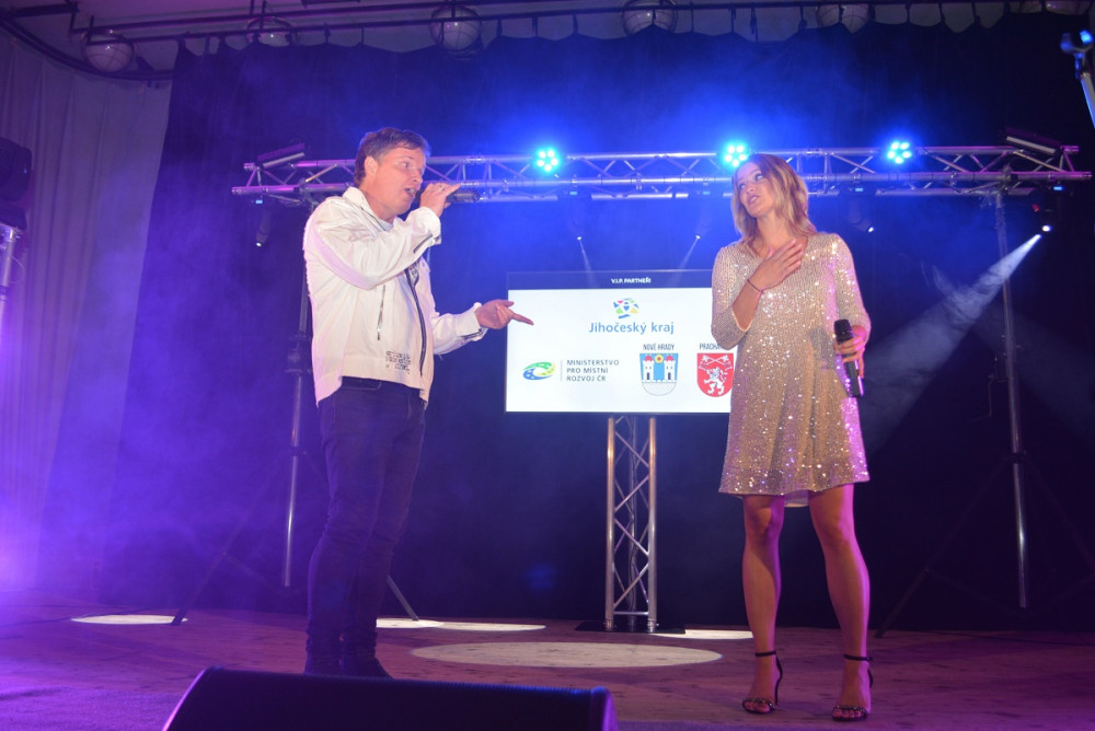 Jihočeskými Novými Hrady zněly písně od Báry Štěpánové, Martina France, Šárky Vaňkové nebo Tomáše Savky