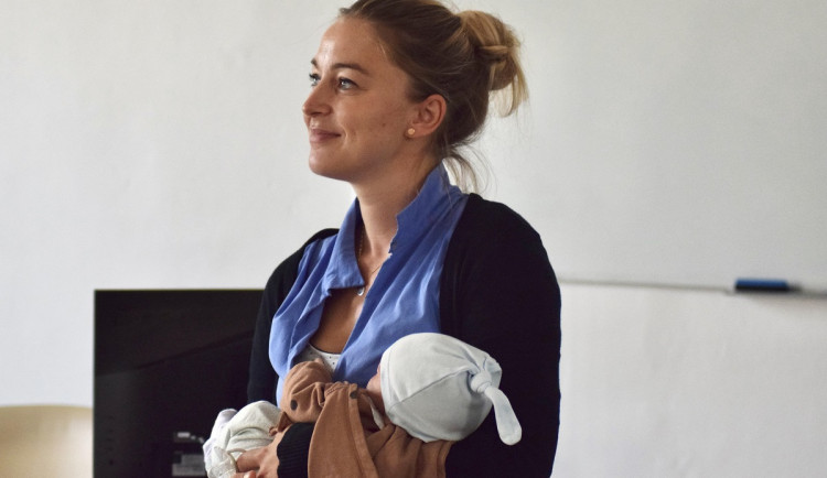 Porodní asistentky z Brna přinášejí k porodům pochopení i přirozenost