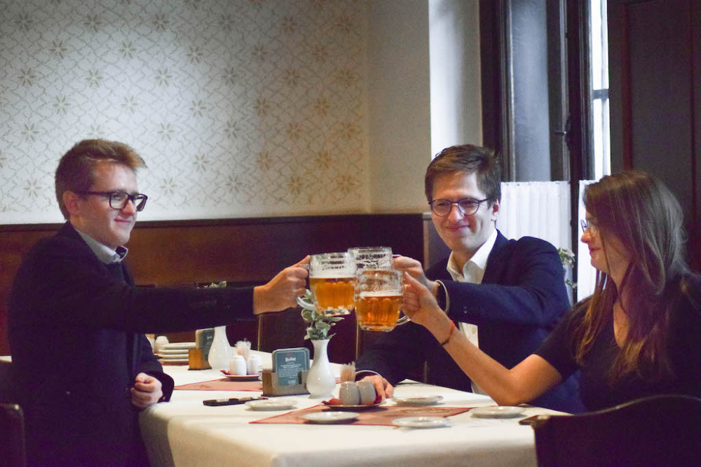 Nepochybovali jsme o tom, že táta vyhraje volby, říkají děti Petra Fialy.