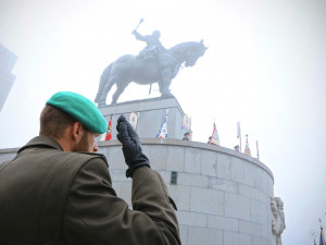 Pieta na Vítkově připomněla výročí vzniku státu, kvůli mlze nevzlétly gripeny